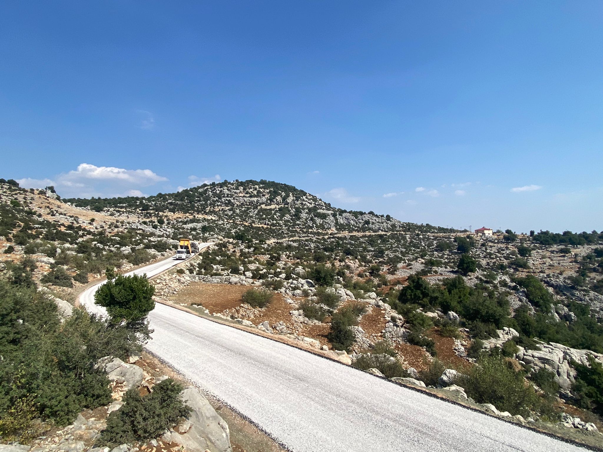 Adana Büyükşehir Belediyesi Sınırları İçerisinde Toprak İşleri Sanat Yapıları Üst Yapı (Alttemel, Temel, Sathi Kaplama, Bsk) Onarımı ve Yapımı İşi